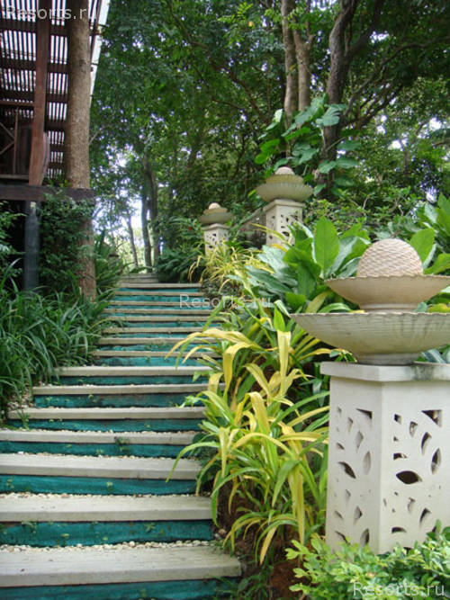 Secret Cliff Resort 2